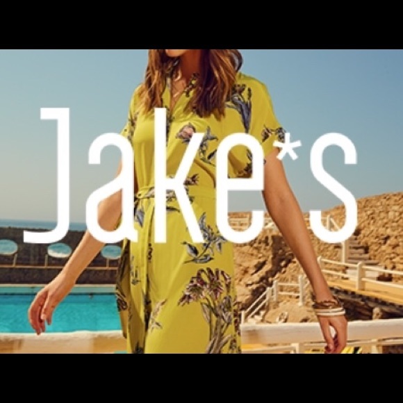 Jake’s Embroidered sequin skirt - Picture 6 of 6